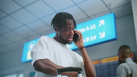 airport passenger checking in