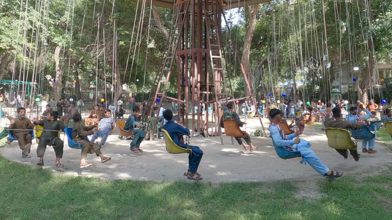 Kids' Merry-Go-Round Fantasies