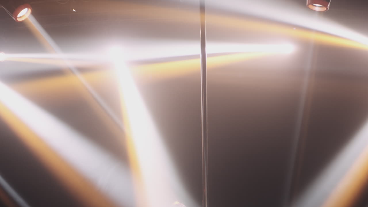 iluminación del escenario y poste