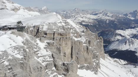 tre cime di lavaredo in winter