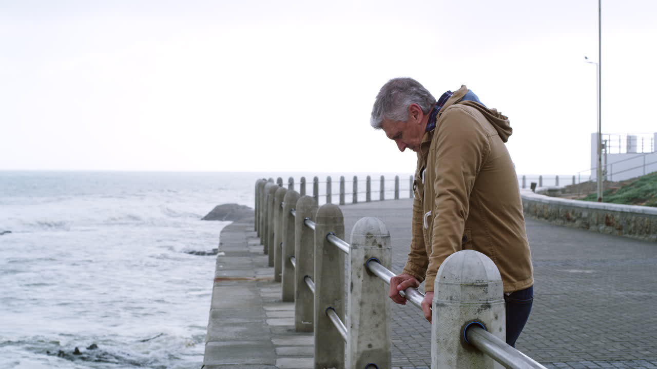 어제 여기 있었던 것 같아요.