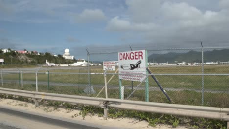 périmètre de l'aéroport international de saint martin