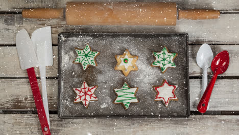 Nieve-Que-Cae-Con-Galletas-Navideñas