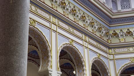 wonderful and colourful interior of main hall inside neo-moorish sarajevo city hall (vijećnica) - bosnia and herzegovina