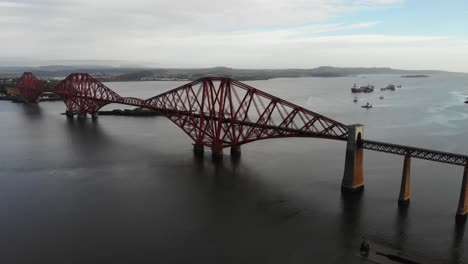 Drone-shot-of-the-Forth-Bridge-in-Queensferry,-Scotland