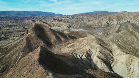 paisaje natural escénico en el desierto de tabernas almería, andalucía, españa - antena 4k