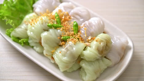 pork steamed rice parcels