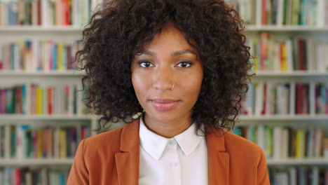 Portrait-of-a-beautiful-African-woman-with-a-curly