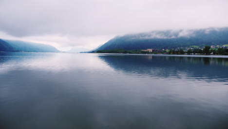 Mountain-Lake-In-The-Austrian-Alps-1