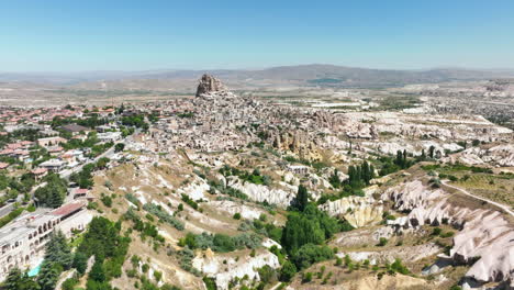 imágenes de drones del valle de las palomas en capadocia, turquía