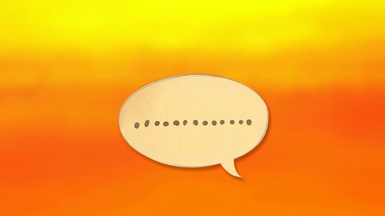 En ensom beige oval tablett er plassert litt utenfor midten på en jevn oransje til gul gradientbakgrunn, som skaper et minimalistisk helsekonsept med myk