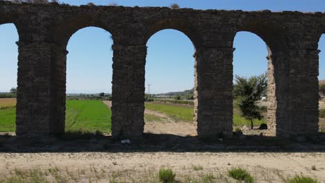 columnas históricas de acueductos