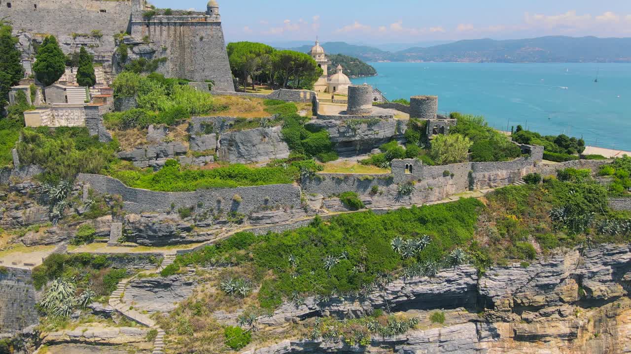 이탈리아 친퀘테레 포르토베네레 해안의 공중 4k 영상