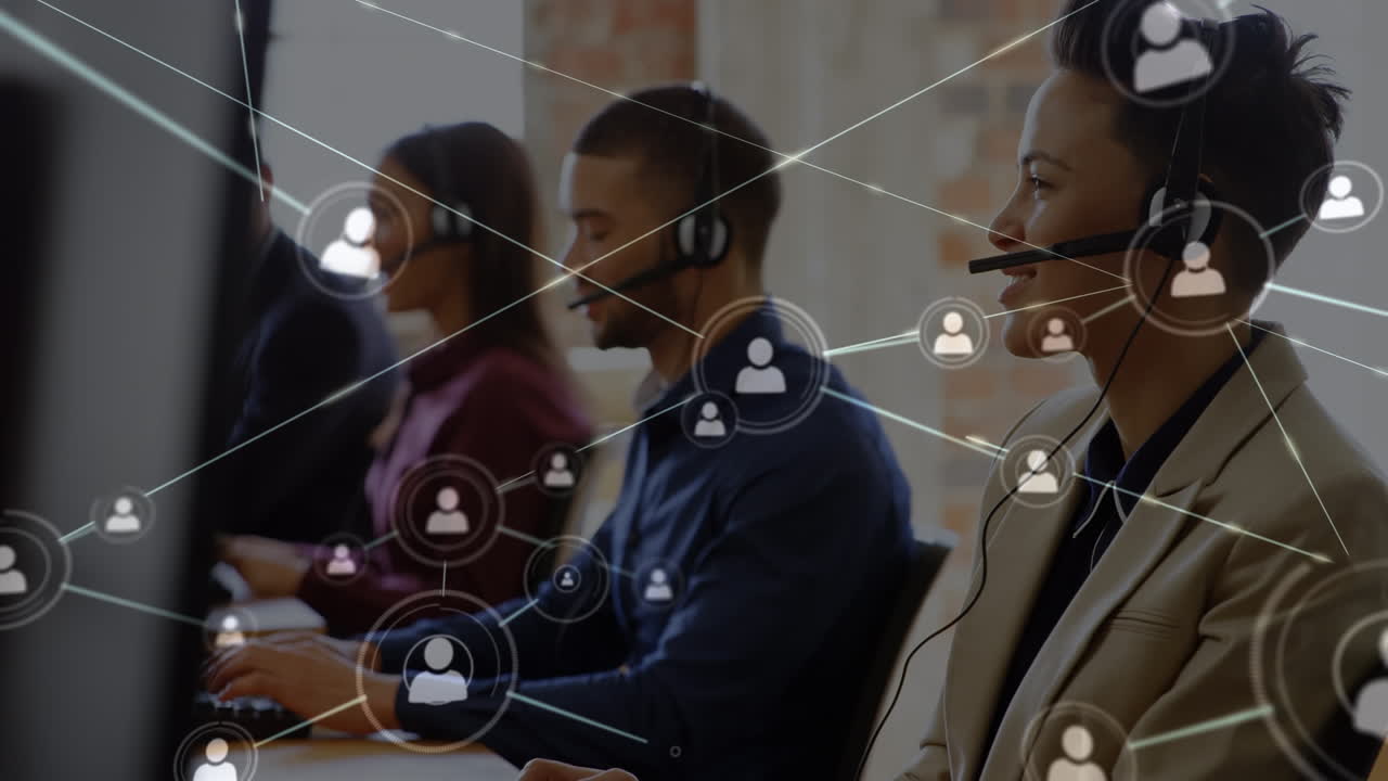 Animación de una red de conexiones sobre gente de negocios con auriculares telefónicos