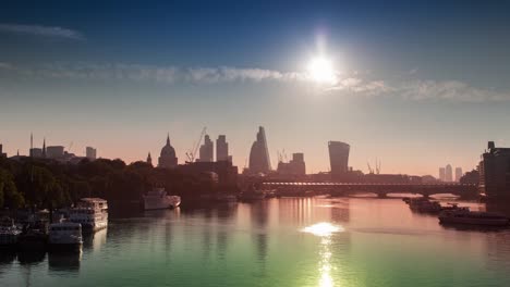 Waterloo-Bridge-Gherkin-4K-0-04