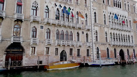 venice_from_a_vaporetto_façade_buliding, 4 k, 59