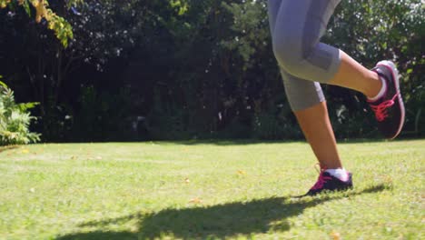 Close-up-of-sportswoman-running