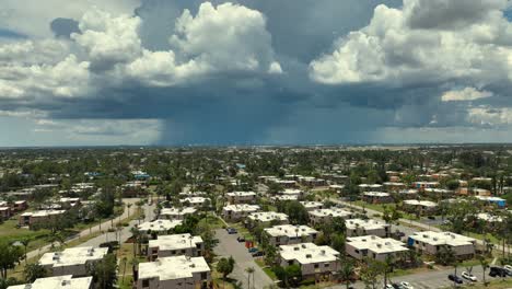 lluvia distante sobre los pies