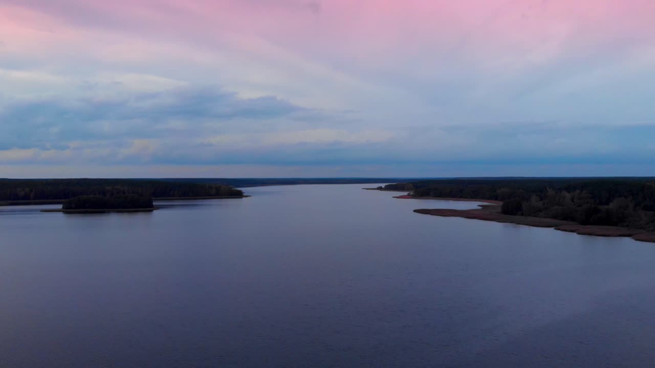 pomeranian voivodeship, 폴란드에서 charzykowy 호수의 공중 돌리 샷