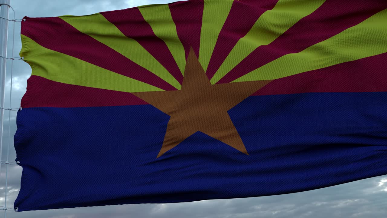 bandera de arizona ondeando en el viento contra profundas nubes hermoso cielo