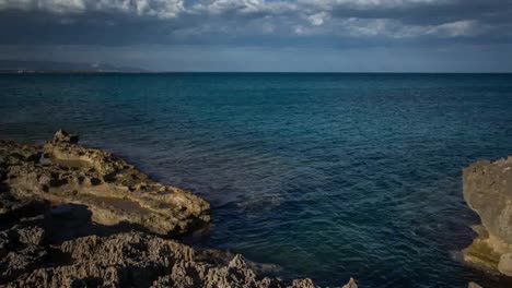 sicilia mare roccioso 4k 01