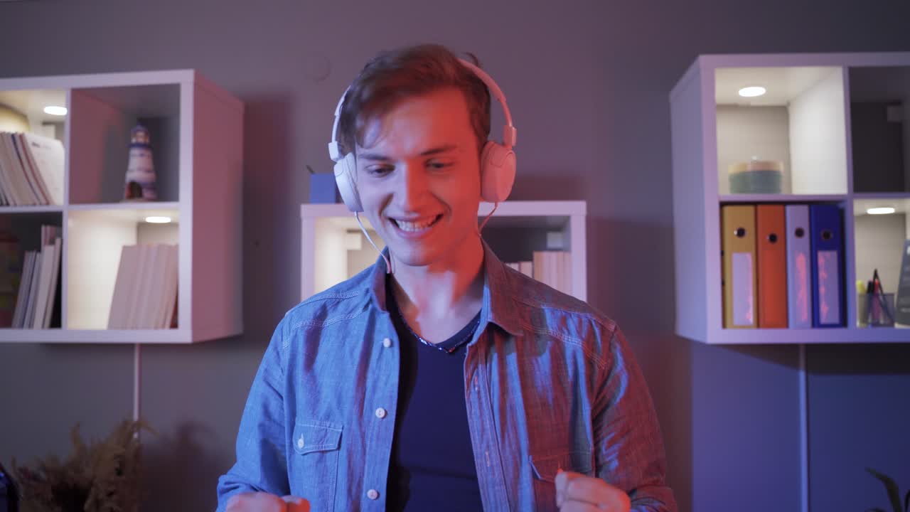 Professional eSports Player.