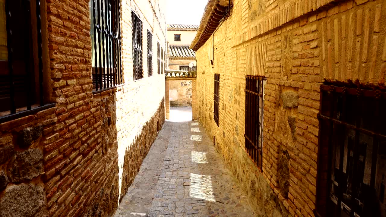 스페인의 톨레도 (toledo) 의 거리.