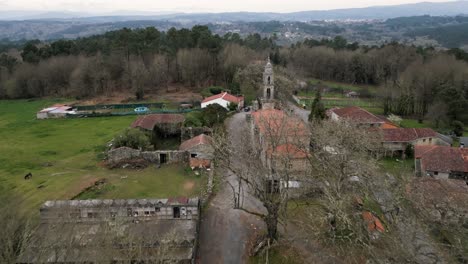 España,-Iglesia-De-Santa-María-De-Grixoa,-San-Amaro,-Vista-Aérea-Aérea