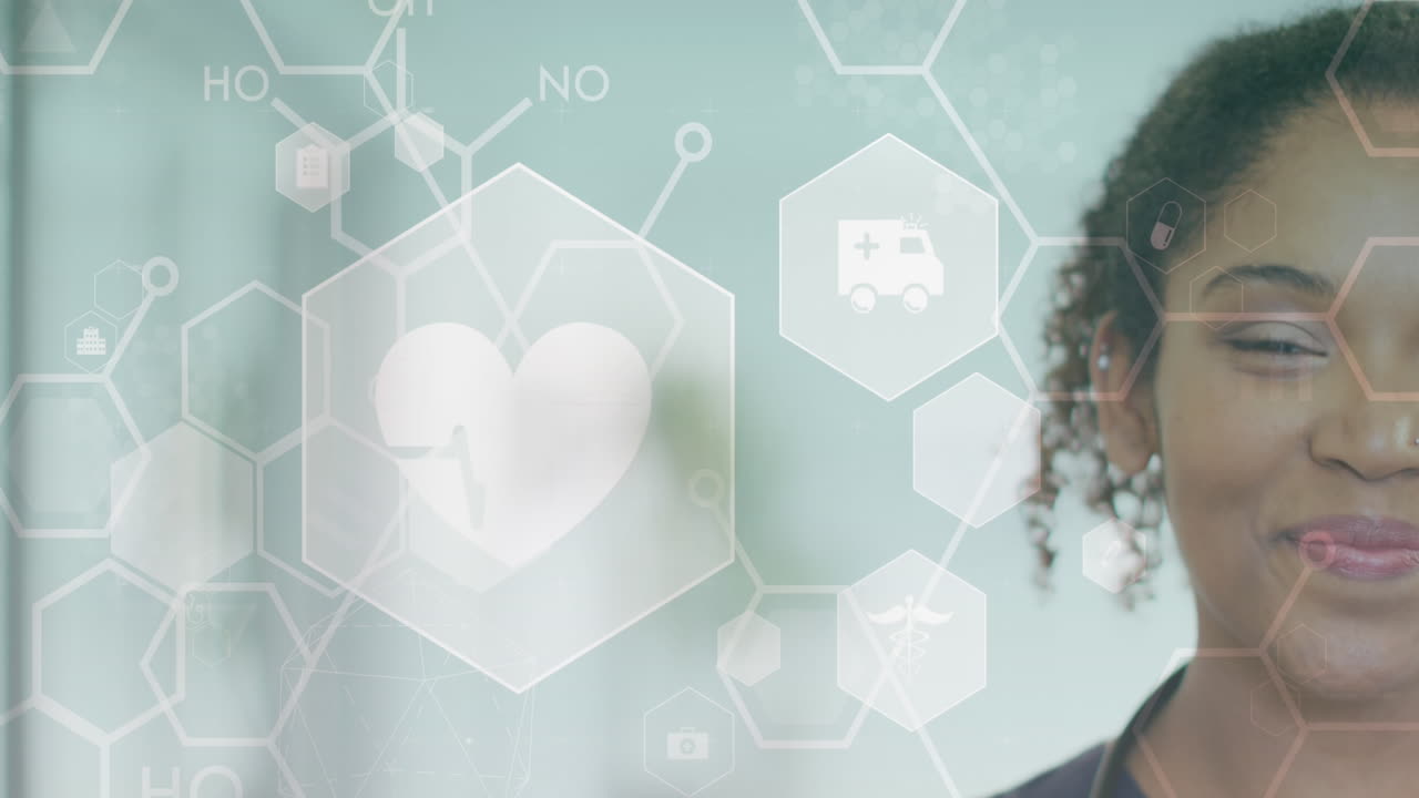 animación del latido del corazón, iconos médicos y células sobre una mujer médica afroamericana sonriente.