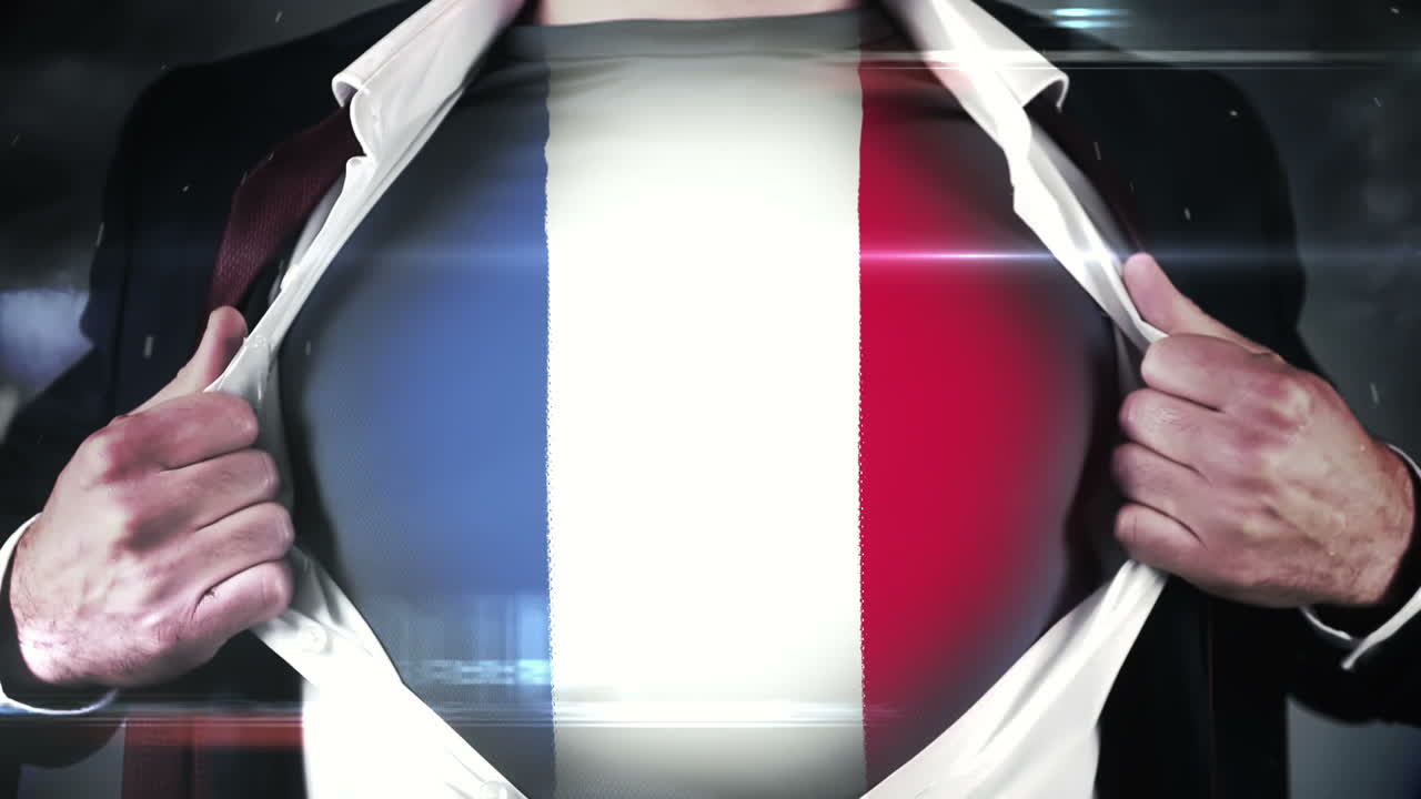 프랑스 국기를 드러내기 위해 셔츠를 열고 있는 사업가