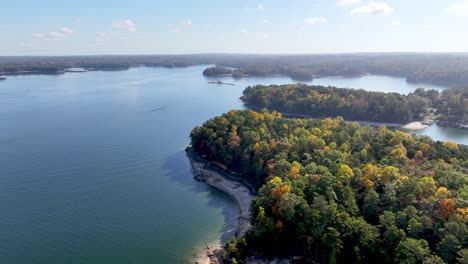 Lake Lanier fast push in over fall color