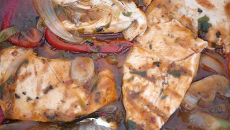pollo a la parrilla con verduras