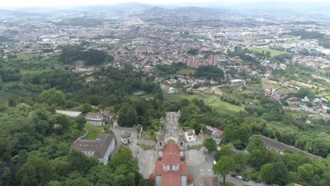 Luftaufnahme-Des-Portugiesischen-Heiligtums-Bom-Jesus-Do-Monte-Braga