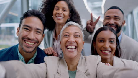 Geschäftsleute,-Selfie-Zusammen