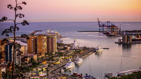 Puerto-de-Malaga,-Spain-at-sunset---time-lapse