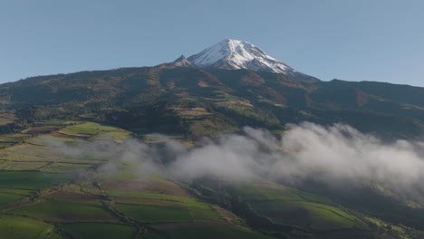 Beautiful-Aerial-View-of-Pico-de-Orizaba-Volcano-Summit-in-Veracruz,-Mexico