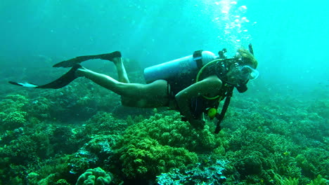 El-Mundo-Se-Ve-Mucho-Mejor-Bajo-El-Agua