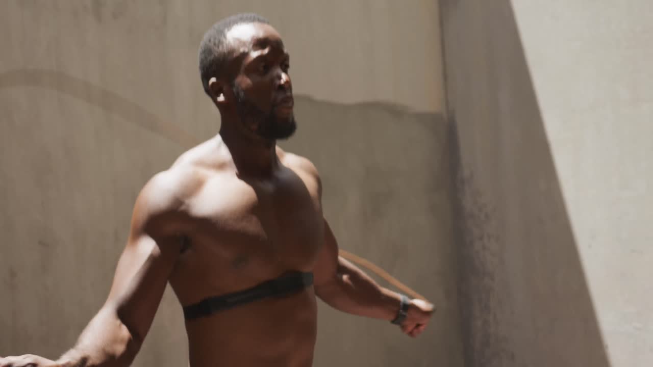 도시 환경에서 운동하는 사람