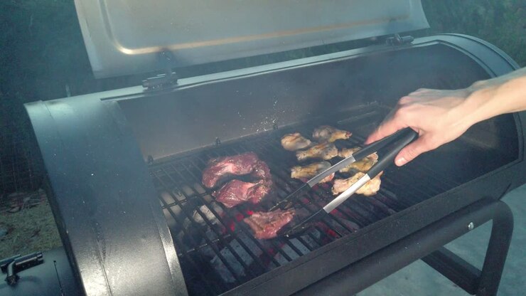 Alette di pollo al barbecue estivo