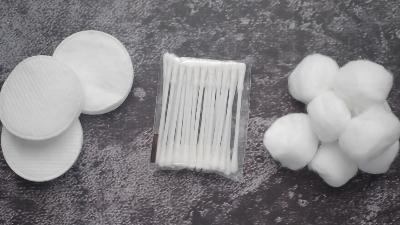 면화 공, 스, 그리고 라운드: 클로즈업