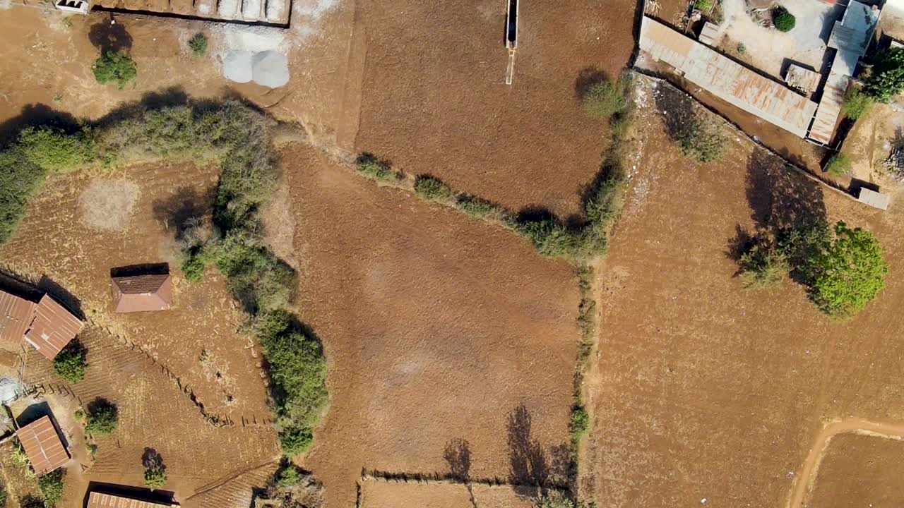 케냐의 시골 지역 - 케냐의 나이로비의 로이토코크 교외 지역