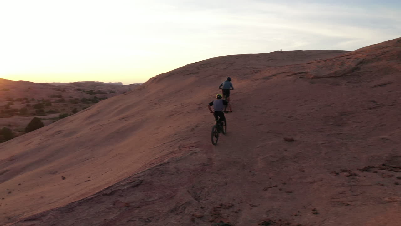 여정은 계속됩니다.