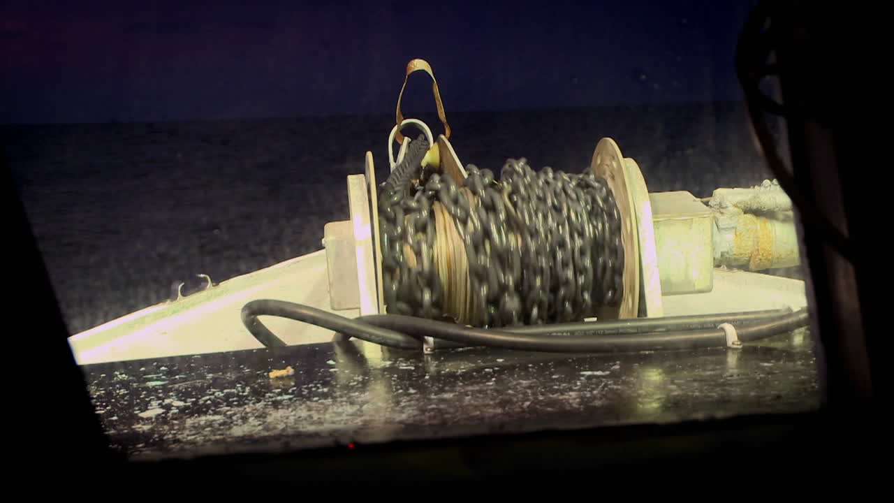 선박 체인이 되감기