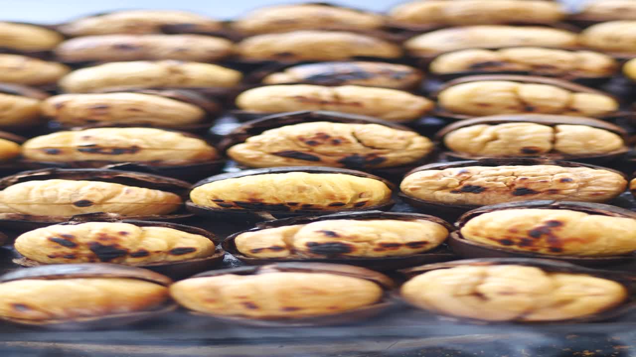 Castanhas assadas: Uma deliciosa iguaria de outono.