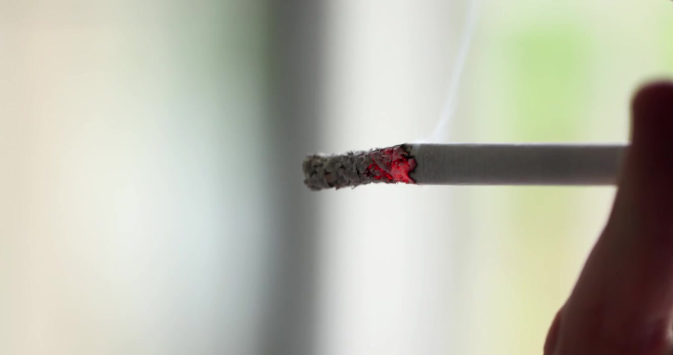 youth smoking cigarettes How to Cut Teens' Desire for Cigarettes: Hide Them