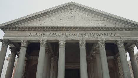 exterior of the pantheon in rome