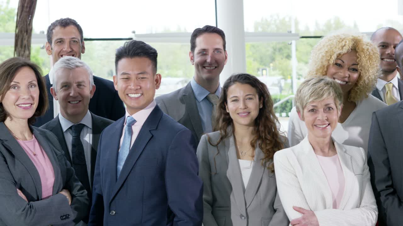 gran empresa o partido político