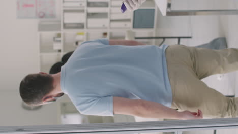 measuring patients temperature during covid