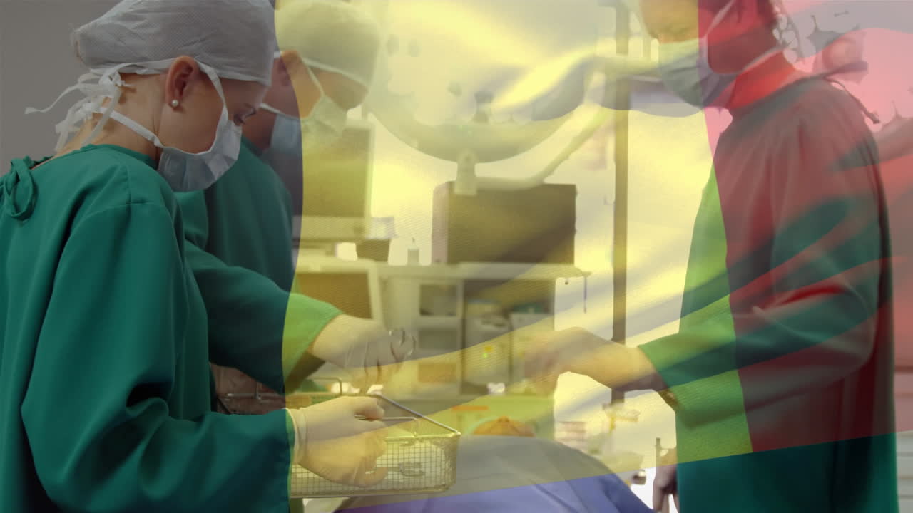 animación de la bandera de italia ondeando sobre los cirujanos en el quirófano