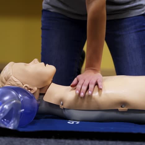 cardiopulmonary resuscitation training indoors